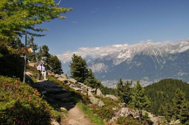 Haus Angelika - Bed & Breakfast - Innsbruck/Igls Exterior photo
